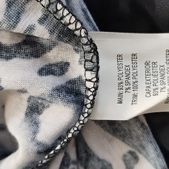 Simply Noelle Tee Shirt Knit Animal Print Hoodie Sheer Detail Trim 12/14 Lg/XL - Picture 12 of 12